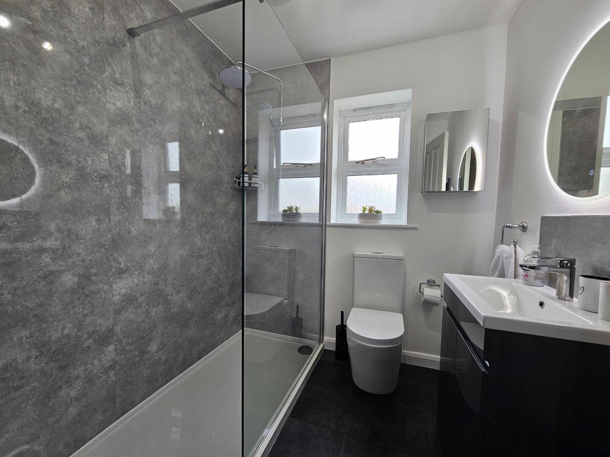 Pass The Keys Town Location For Shrewsbury With 3 Bedrooms Bagian luar foto